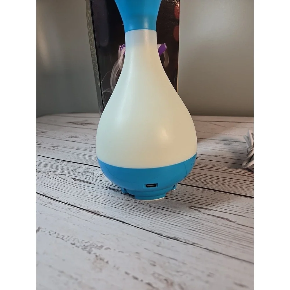 ESSENTIAL OILS DIFFUSER - USB - PORTABLE/LIGHTWEIGHT - BLUE‎
